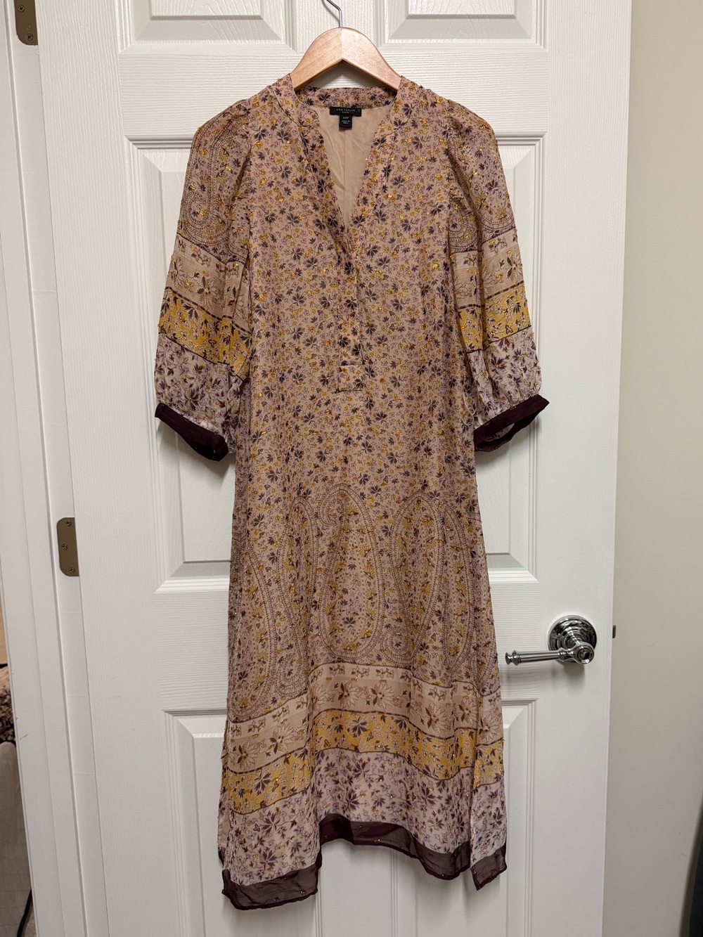 ANN TAYLOR BOHO Floral Midi Dress in Taupe and Gold - XXS Petite